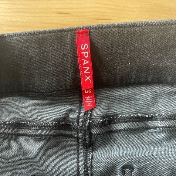 𝅺SPANX Vintage Black Distressed Ankle Skinny Pullon Leggings Elastic Waist - Picture 10 of 15